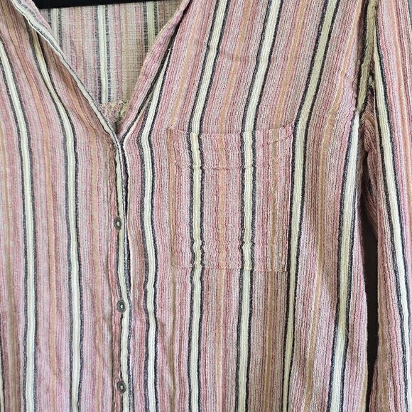 Billabong 100% Cotton Striped Distressed Frayed Loose Fit Classic Button Shirt - Picture 3 of 10